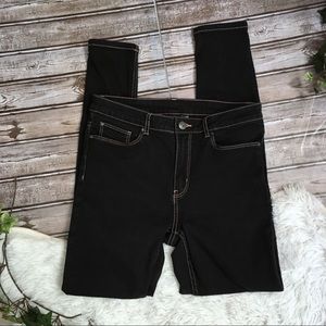 4/$20 ESMARA Black Skinny Jegging Pants